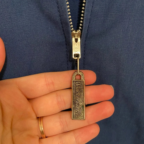 Vintage Windbreaker women’s‎ blue zipper windbreaker jacket — medium - Picture 4 of 7